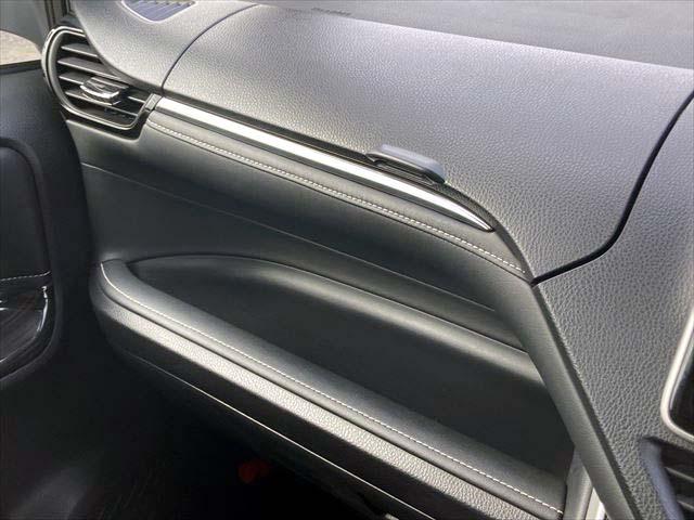 エスクァイア Ｇｉ　ＬＥＤヘッドライト　ＬＥＤフォグ　オートマチックハイビーム　両側電動スライドドア　シートヒーター　クルーズコントロール　ＳＤナビ　Ｂｌｕｅｔｏｏｔｈフルセグ　Ｂカメラ　ＥＴＣ　１１インチ後席モニター（42枚目）