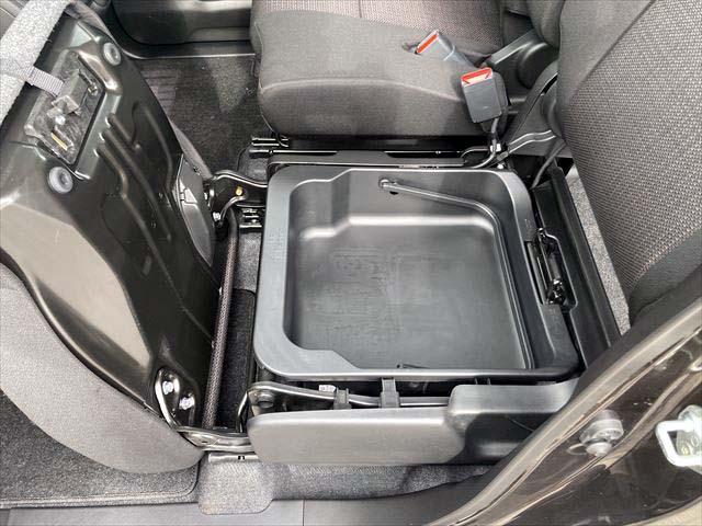 スペーシアカスタム ハイブリッドXS 衝突軽減ブレーキ レーンキープアシスト オートハイビーム 両側スライド片側電動ドア LEDヘッドライト LEDフォグ 純正アルミ 障害物センサー シートヒーター ナビ Bluetooth フルセグ(10枚目)