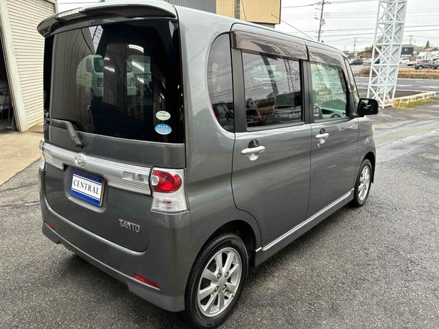タント カスタムＸ　ＥＴＣ　スライドドア　ナビ　ＨＩＤ　スマートキー　電動格納ミラー　ベンチシート　ＡＴ　盗難防止システム　ＡＢＳ　アルミホイール　衝突安全ボディ　エアコン　パワーステアリング　パワーウィンドウ（17枚目）