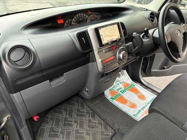 タント カスタムＸ　ＥＴＣ　スライドドア　ナビ　ＨＩＤ　スマートキー　電動格納ミラー　ベンチシート　ＡＴ　盗難防止システム　ＡＢＳ　アルミホイール　衝突安全ボディ　エアコン　パワーステアリング　パワーウィンドウ（24枚目）