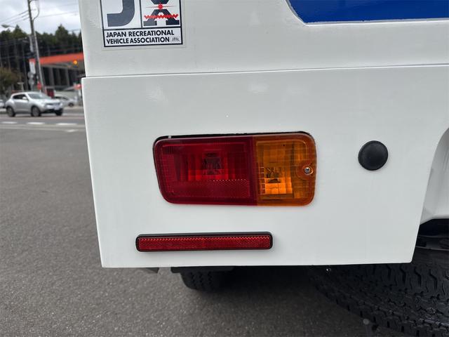 ハイゼットトラック 　４ＷＤ／キャンピングカー／Ｓｔａｇｅ２１：リゾートデュオバンビーノ／ポップアップルーフ／ソーラーパネル／インバーター／シンク／サブバッテリー／バックカメラ／ワンオーナー／リアモニター／走行１万ｋｍ台／（71枚目）