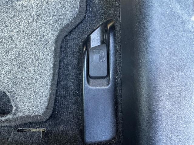 アクア 純正ナビ/バックガイドモニター/地デジ/Bluetooth接続/キーレスキー/ETC/電動格納ミラー/Hライトレベライザー/禁煙/検8年4月/ABS/内外装クリーニング済/取説/保証書/整備点検記録簿(16枚目)