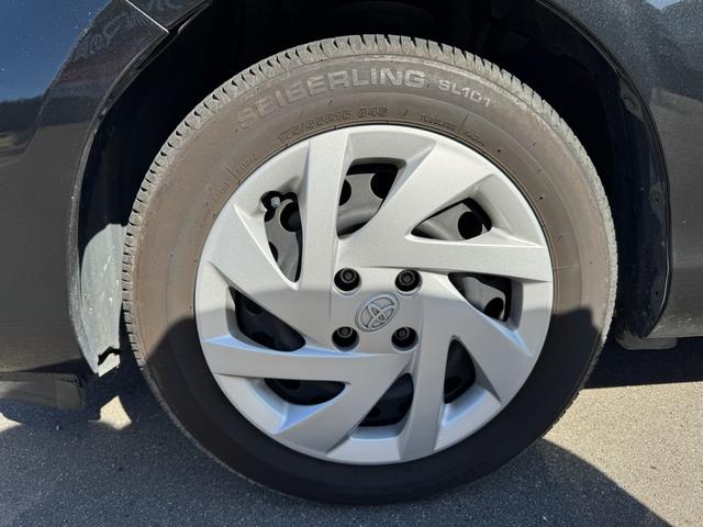 アクア 純正ナビ/バックガイドモニター/地デジ/Bluetooth接続/キーレスキー/ETC/電動格納ミラー/Hライトレベライザー/禁煙/検8年4月/ABS/内外装クリーニング済/取説/保証書/整備点検記録簿(26枚目)