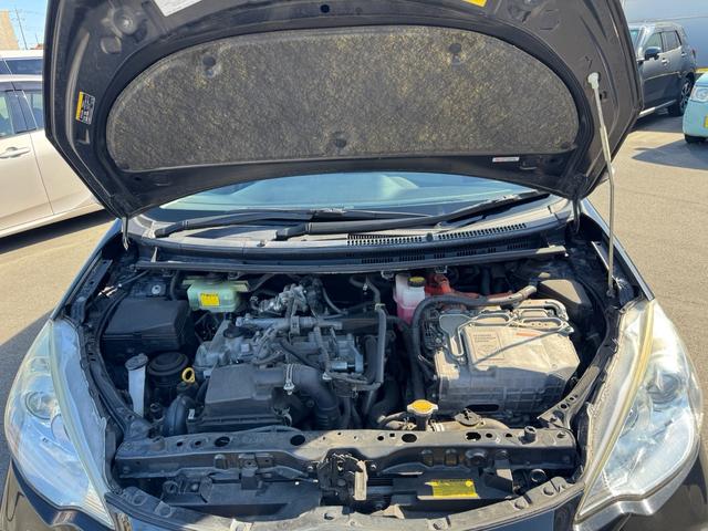 アクア 純正ナビ/バックガイドモニター/地デジ/Bluetooth接続/キーレスキー/ETC/電動格納ミラー/Hライトレベライザー/禁煙/検8年4月/ABS/内外装クリーニング済/取説/保証書/整備点検記録簿(29枚目)