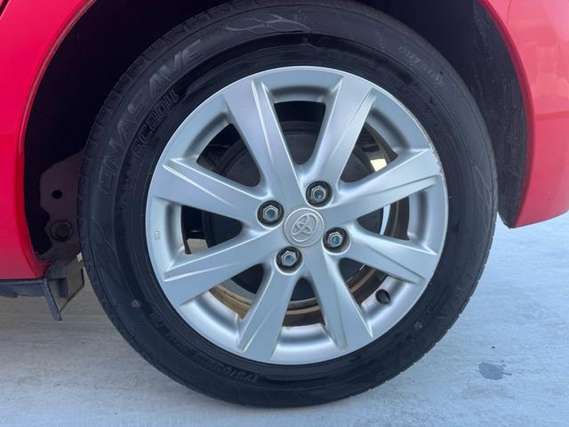 アクア S 車検8年4月/純正SDナビ/バックカメラ/Bluetooth接続/格納ミラー/運転席シートヒーター/スマートキー2ケ/LEDヘッド/ドラレコ前後/ワンオーナー/ETC/純正15AW/内装(赤白)(30枚目)