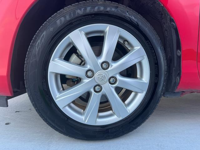 アクア S 車検8年4月/純正SDナビ/バックカメラ/Bluetooth接続/格納ミラー/運転席シートヒーター/スマートキー2ケ/LEDヘッド/ドラレコ前後/ワンオーナー/ETC/純正15AW/内装(赤白)(31枚目)