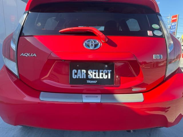 アクア S 車検8年4月/純正SDナビ/バックカメラ/Bluetooth接続/格納ミラー/運転席シートヒーター/スマートキー2ケ/LEDヘッド/ドラレコ前後/ワンオーナー/ETC/純正15AW/内装(赤白)(41枚目)