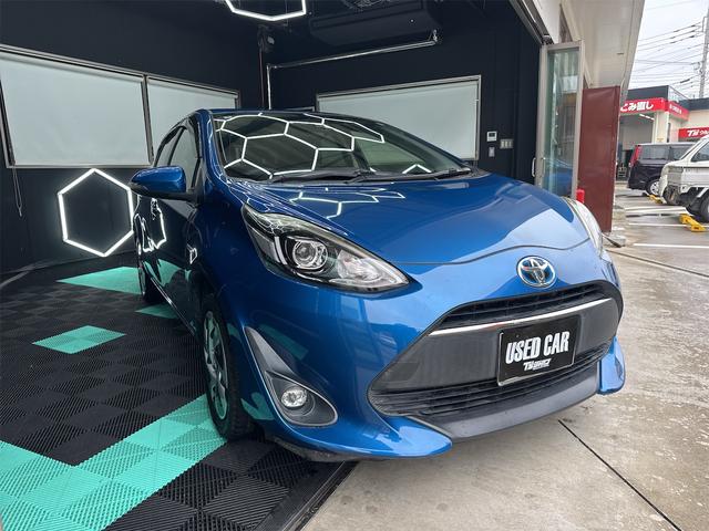 アクア Ｓ　車検９年２月／禁煙車／ワンオーナー／格納ミラー／スマートキー／プッシュスタート／ＢＬＵＥＴＯＯＴＨ／ＳＤナビ／バックカメラ／ＬＥＤヘッド／オートライト／ステアリングＳＷ／取説／記録簿／スペアキー／買取（6枚目）