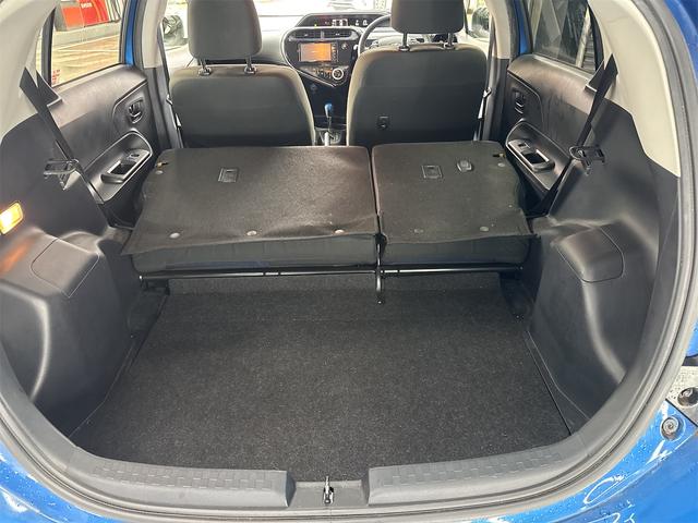 アクア Ｓ　車検９年２月／禁煙車／ワンオーナー／格納ミラー／スマートキー／プッシュスタート／ＢＬＵＥＴＯＯＴＨ／ＳＤナビ／バックカメラ／ＬＥＤヘッド／オートライト／ステアリングＳＷ／取説／記録簿／スペアキー／買取（46枚目）