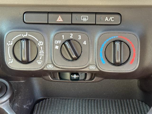 パッソ X Lパッケージ 純正ナビ/TV/Bluetooth接続/バックカメラ/アイドリングストップ/キーレス/ビルトインETC/ユーザー様買取/禁煙(8枚目)