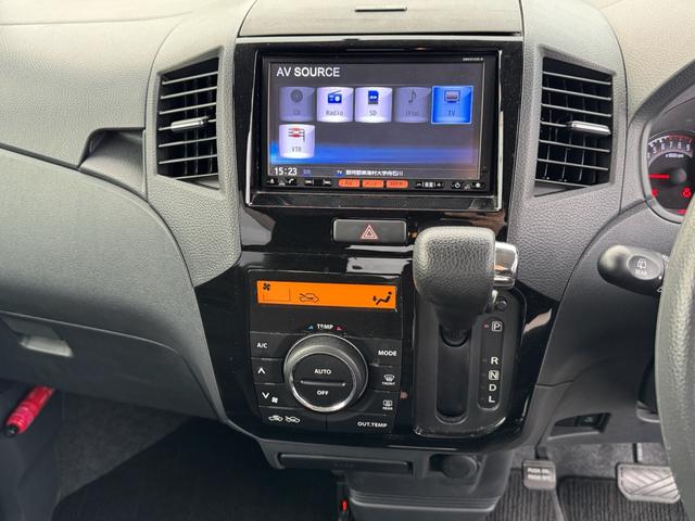 ルークス ハイウェイスター　アイドリングストップ　車検２年点検整備付／走行１万キロ台／ナビ／地デジ／バックカメラ／ＥＴＣ／プッシュスタート／スマートキー／アイドリングＳ／パワースライドドア／Ａストップ／ＨＩＤ／純正１４インチＡＷ／禁煙／買取／記録簿（20枚目）