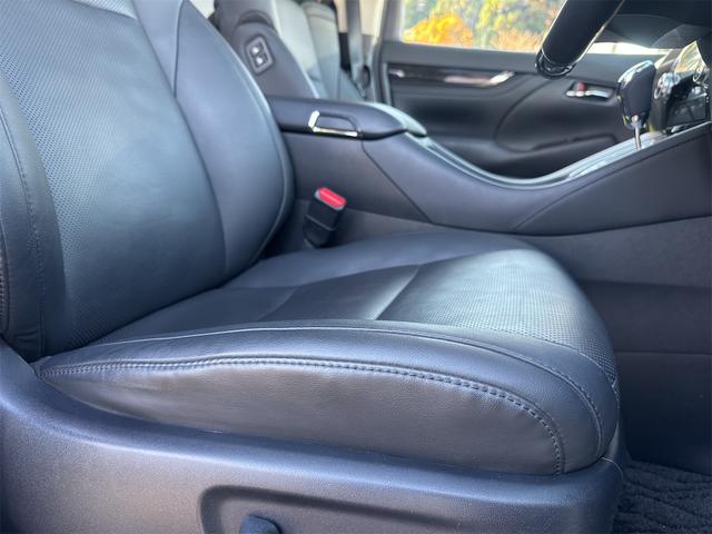 アルファード ２．５Ｓ　Ｃパッケージ　走行２万キロ台／車検８年１０月／９インチナビ／フルセグ／デジタルインナーＭ／後席Ｍ／ステアリングＨ／Ｐバック／両側Ｐスライド／レーダークルーズＣ／前後ドラレコ／ＴＳＳ／Ｂカメラ／禁煙／１００Ｖ／ＵＳＢ（52枚目）