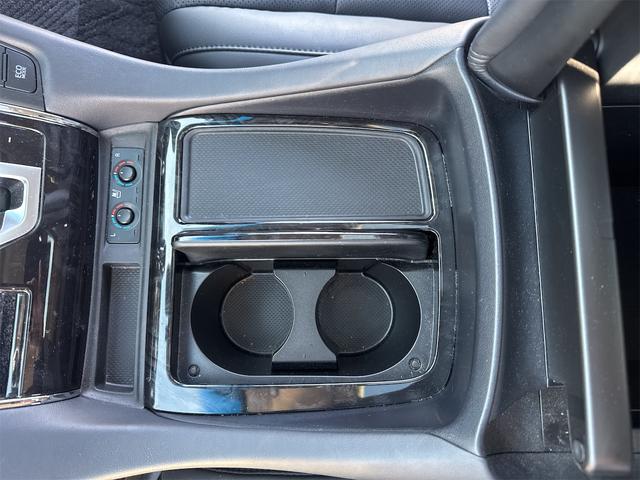 アルファード ２．５Ｓ　Ｃパッケージ　走行２万キロ台／車検８年１０月／９インチナビ／フルセグ／デジタルインナーＭ／後席Ｍ／ステアリングＨ／Ｐバック／両側Ｐスライド／レーダークルーズＣ／前後ドラレコ／ＴＳＳ／Ｂカメラ／禁煙／１００Ｖ／ＵＳＢ（76枚目）