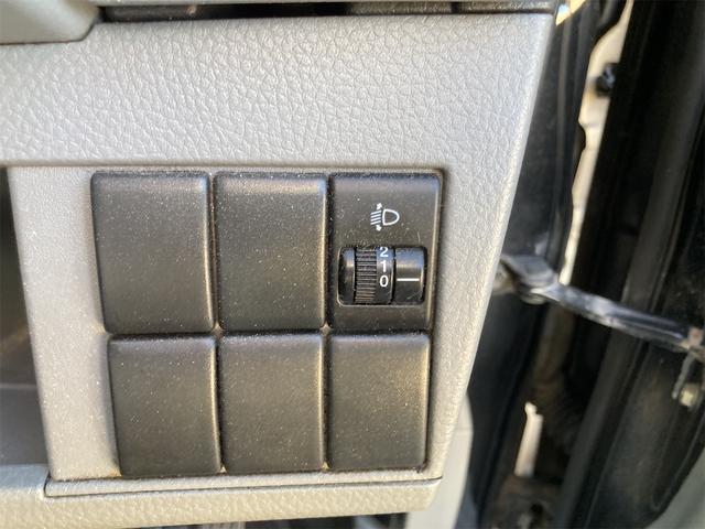 ワゴンR FXリミテッドII 純正オーディオ/オートエアコン/スマートキー&プッシュスタート/窓バイザー/エアバック/格納ミラー/PW/ABS(16枚目)