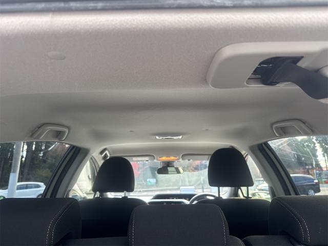 アクア Ｇ　後期型／ワンオーナー／車検８年１０月／禁煙／純正ＳＤナビ／フルセグ／Ｂモニター／ＤＶＤ再生可／ビルトインＥＴＣ／スマートキー／Ｐスタート／Ｃソナー／クルーズコントロール／フォグランプ／整備点検記録簿（12枚目）