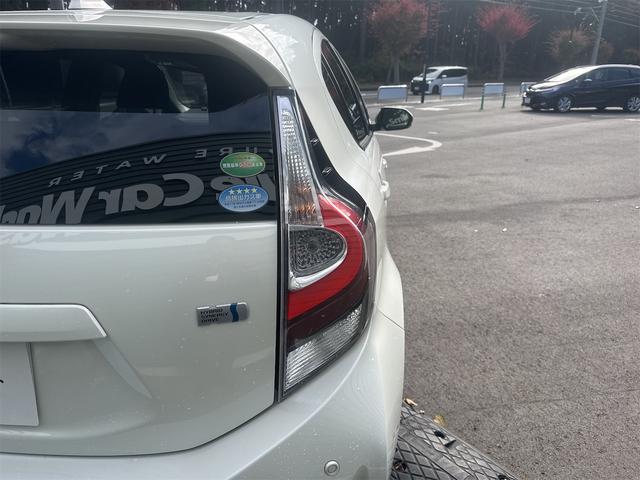 アクア Ｇ　後期型／ワンオーナー／車検８年１０月／禁煙／純正ＳＤナビ／フルセグ／Ｂモニター／ＤＶＤ再生可／ビルトインＥＴＣ／スマートキー／Ｐスタート／Ｃソナー／クルーズコントロール／フォグランプ／整備点検記録簿（29枚目）