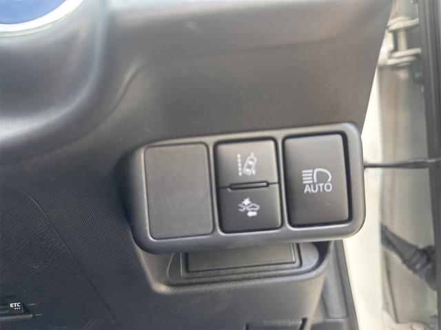 アクア Ｇ　後期型／ワンオーナー／車検８年１０月／禁煙／純正ＳＤナビ／フルセグ／Ｂモニター／ＤＶＤ再生可／ビルトインＥＴＣ／スマートキー／Ｐスタート／Ｃソナー／クルーズコントロール／フォグランプ／整備点検記録簿（36枚目）