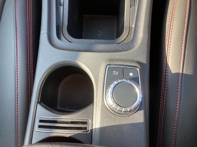 CLAクラス シューティングブレーク CLA180 シューティングブレーク AMGスタイル 車検2年点検整備付/AMGプレミアムPKG/レーダーセーフティPKG/パノラミックスライディングR/AppleCarPlay/禁煙/純正ナビ/Bカメラ/ETC/ハーフレザー/前席Pシート/Sヒーター(12枚目)