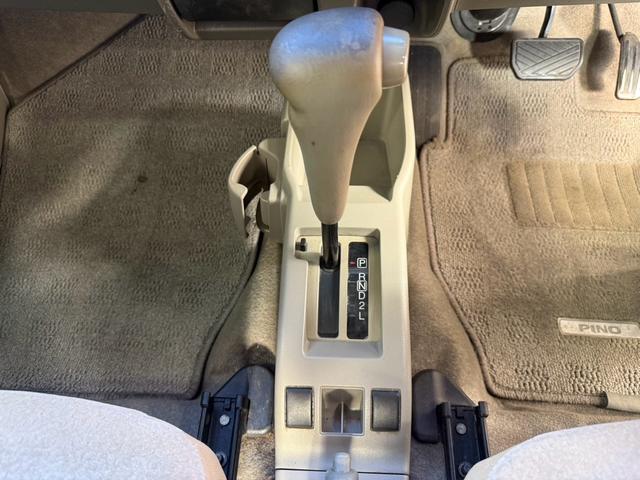 ピノ Ｓ　ユーザー買取車／ＣＤデッキ／パワーウィンド／エアコン／キーレスキー／パワーステアリング／ＡＢＳ／電動格納ドアミラー／ヘッドライトレベライザー／運転席エアバック／助手席エアバッグ（6枚目）