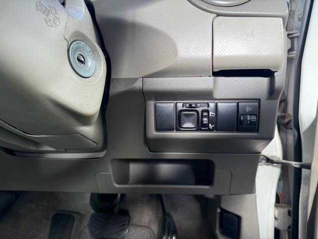 ピノ Ｓ　ユーザー買取車／ＣＤデッキ／パワーウィンド／エアコン／キーレスキー／パワーステアリング／ＡＢＳ／電動格納ドアミラー／ヘッドライトレベライザー／運転席エアバック／助手席エアバッグ（17枚目）