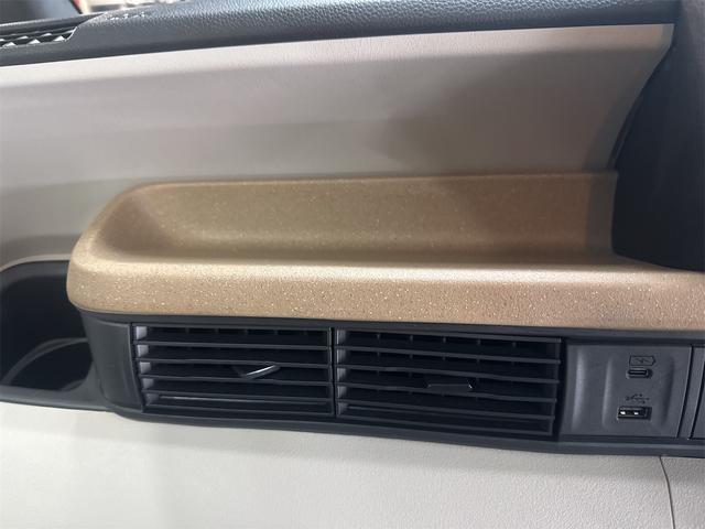 Ｎ－ＢＯＸ ベースグレード　車検２年点検整備付／走行１２００キロ／スマートキー／アイドリングストップ／ｌＬＥＤヘッドライト／オートマチックハイビーム／シートヒーター／クリアランスソナー／ＵＳＢ／リアシェード／ドライブレコーダー（45枚目）