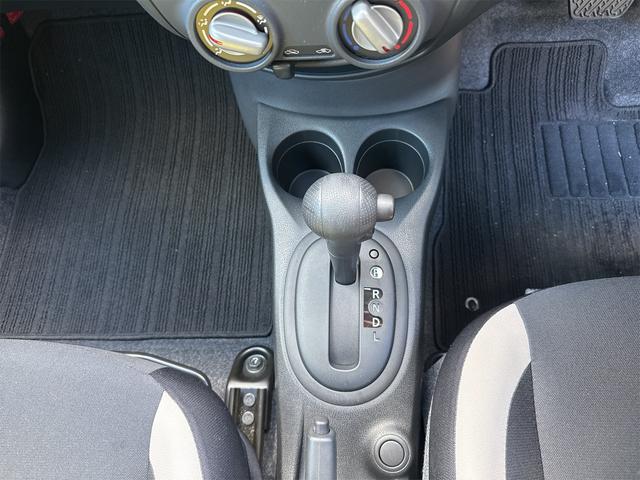 ノート X 車検2年点検整備付/走行距離4000K台/エマージェンシーブレーキ/コーナーセンサー/Aストップ/プッシュスタート/インテリキー/LDW/保証書/取扱説明書/禁煙/買取/ワンオーナー/クリーニング済(11枚目)