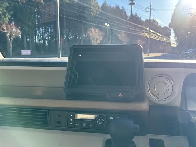 Ｎ－ＢＯＸ ベースグレード　車検９年１０月／走行距離７，０００Ｋｍ台／ホンダセンシング／パワースライドドア／電動パーキングブレーキ／オートホールド／プッシュスタート／スマートキー／リアシェード／新車保証書／取扱説明書／禁煙車（10枚目）