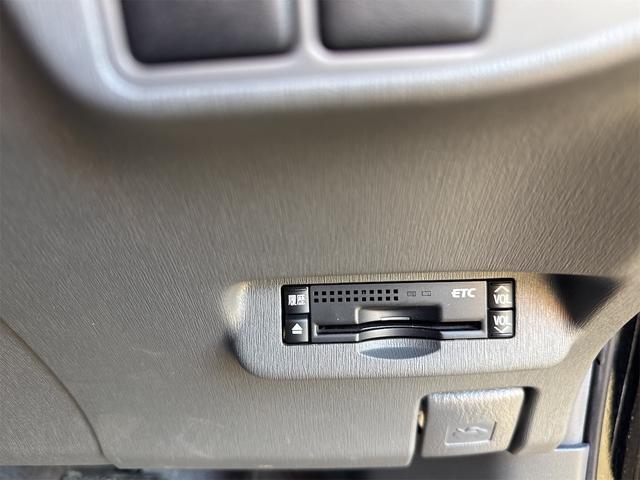 プリウス Ｓツーリングセレクション　車検２年点検整備付／走行距離５万キロ未満／純正ＳＤナビ／地デジ／バックカメラ／ＥＴＣ／プッシュスタート／スマートキー／純正ツーリング１７ＡＷ／ＬＥＤヘッド／プライバシーガラス／ステアリングＳＷ／禁煙車（32枚目）