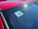 S 車検8年4月/純正SDナビ/バックカメラ/Bluetooth接続/格納ミラー/運転席シートヒーター/スマートキー2ケ/LEDヘッド/ドラレコ前後/ワンオーナー/ETC/純正15AW/内装(赤白)(36枚目)