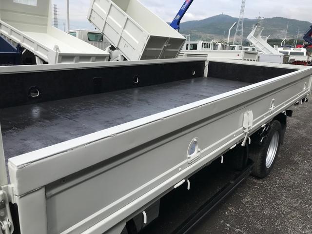 エルフトラック 　ロングボディ　マニュアル５速　エアコン　パワステ　パワーウィンドウ　積載量　２０００ＫＧ　Ｎｏｘ．ＰＭ適合（11枚目）