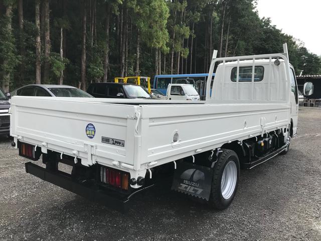 エルフトラック 　ロングボディ　マニュアル５速　エアコン　パワステ　パワーウィンドウ　積載量　２０００ＫＧ　Ｎｏｘ．ＰＭ適合（18枚目）