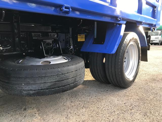 タイタントラック 　ダンプ　マニュアル５速　エアコン　パワステ　パワーウィンドウ　積載量　２０００ＫＧ　Ｎｏｘ．ＰＭ適合（12枚目）