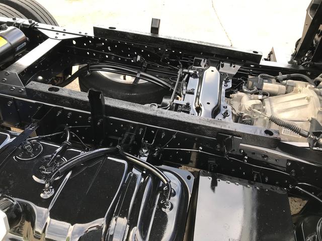 タイタントラック 　ダンプ　マニュアル５速　エアコン　パワステ　パワーウィンドウ　積載量　２０００ＫＧ　Ｎｏｘ．ＰＭ適合（50枚目）