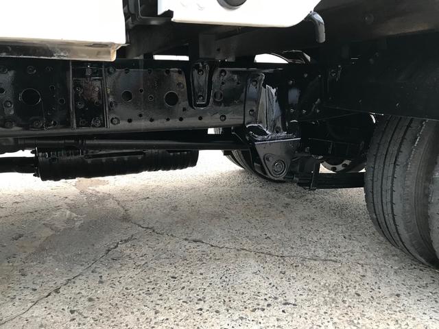 キャンターガッツ 　ダブルキャブ　エアコン　パワステ　前パワーウィンドウ　積載量　１２５０ＫＧ　Ｎｏｘ．ＰＭ適合（15枚目）