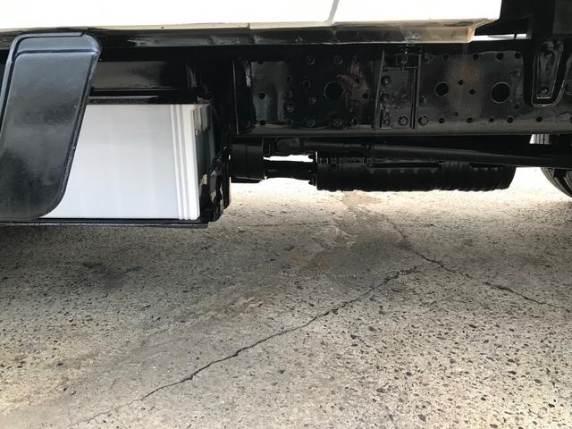キャンターガッツ 　ダブルキャブ　エアコン　パワステ　前パワーウィンドウ　積載量　１２５０ＫＧ　Ｎｏｘ．ＰＭ適合（16枚目）