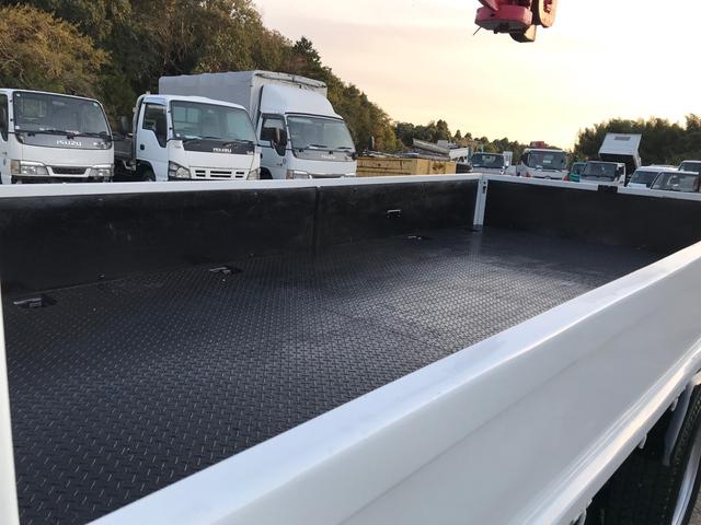 キャンター ユニッククレーン 4段 2.6t フックイン マニュアル5速 エアコン パワステ パワーウィンドウ 積載量 2000KG Nox.PM適合(17枚目)