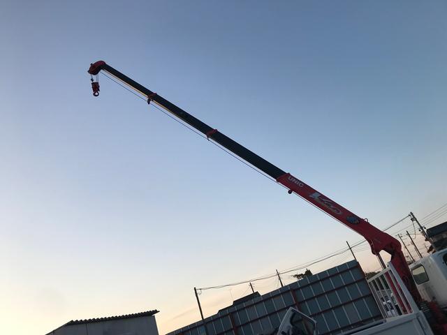 キャンター ユニッククレーン 4段 2.6t フックイン マニュアル5速 エアコン パワステ パワーウィンドウ 積載量 2000KG Nox.PM適合(67枚目)