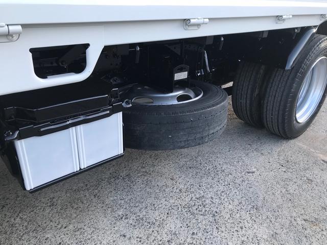 キャンター マニュアル5速 エアコン パワステ パワーウィンドウ 積載量 3000KG Nox.PM適合(12枚目)