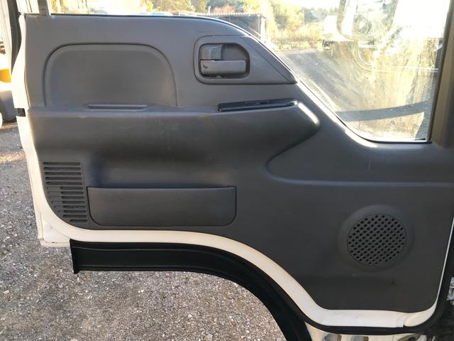 エルフトラック タダノクレーン 3段 フックイン マニュアル5速 エアコン パワステ パワーウィンドウ 積載量 2000KG Nox.PM適合(6枚目)