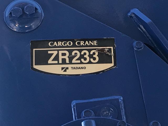 エルフトラック タダノクレーン 3段 フックイン マニュアル5速 エアコン パワステ パワーウィンドウ 積載量 2000KG Nox.PM適合(14枚目)