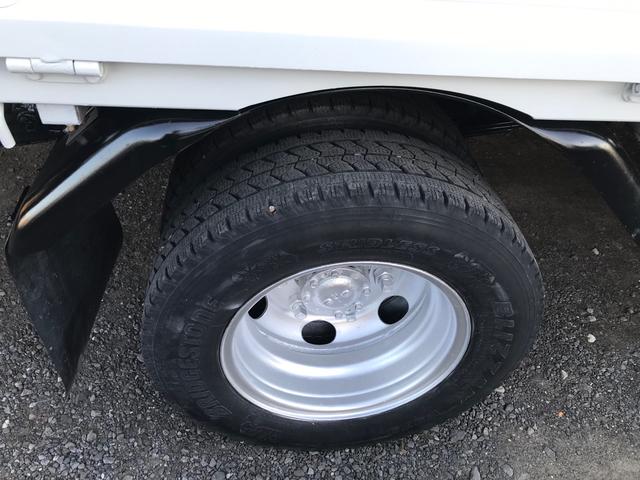 キャンター 　ロングワイド　マニュアル５速　エアコン　パワステ　パワーウィンドウ　積載量　３０００ＫＧ　Ｎｏｘ．ＰＭ適合（19枚目）