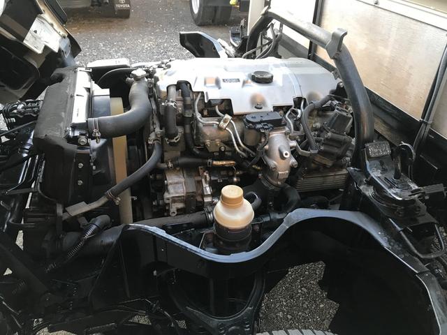 キャンター 　ロングワイド　マニュアル５速　エアコン　パワステ　パワーウィンドウ　積載量　３０００ＫＧ　Ｎｏｘ．ＰＭ適合（39枚目）