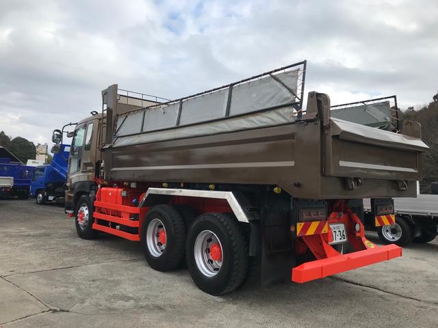 ギガ 　ダンプ　３８０馬力　電動コボレーン　メッキパーツ　マニュアル７速　エアコン　パワステ　パワーウィンドウ　積載量　９２００ＫＧ　Ｎｏｘ．ＰＭ適合（16枚目）