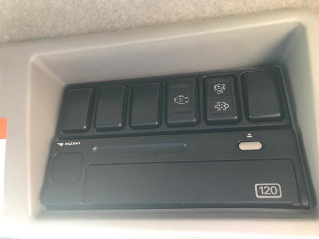 ギガ 　ダンプ　３８０馬力　電動コボレーン　メッキパーツ　マニュアル７速　エアコン　パワステ　パワーウィンドウ　積載量　９２００ＫＧ　Ｎｏｘ．ＰＭ適合（44枚目）