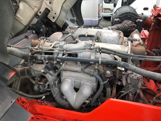 ギガ 　ダンプ　３８０馬力　電動コボレーン　メッキパーツ　マニュアル７速　エアコン　パワステ　パワーウィンドウ　積載量　９２００ＫＧ　Ｎｏｘ．ＰＭ適合（52枚目）