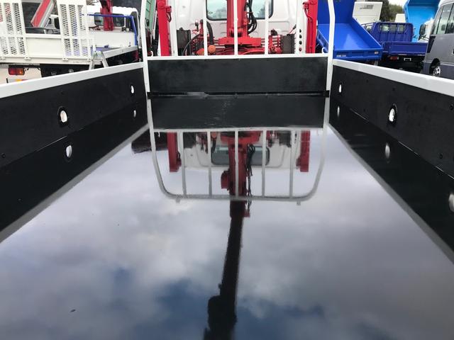 エルフトラック 　ハイジャッキ　ユニッククレーン　Ｖ２６０　３段　２．６３ｔ　エアコン　パワステ　荷台鉄板　積載量　３０００ＫＧ　Ｎｏｘ．ＰＭ適合（25枚目）