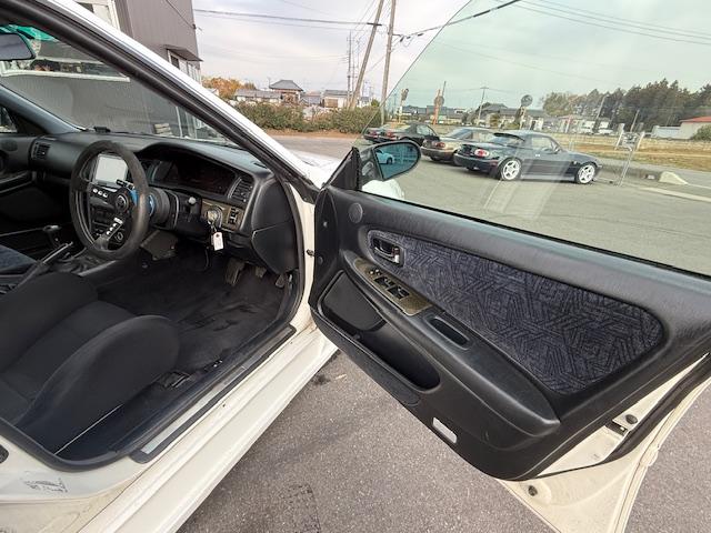 チェイサー ツアラーＶ　タワーバー／オリジンエアロ／ルーフスポイラー／トランクスポイラー／セミバケットシート／１８インチホイール（9枚目）