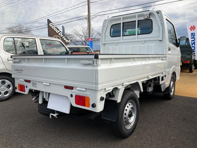 ミニキャブトラック みのり　４ＷＤ　届け出済み未使用車　軽トラック　ＡＴ　衝突被害軽減システム　レーンアシスト　アイドリングストップ　オートライト　ＥＳＣ　エアコン（8枚目）