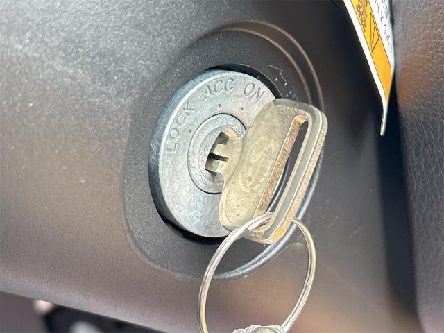 ハイゼットトラック スタンダード 4WD 3方開 AT 衝突被害軽減システム クリアランスソナー アイドリングストップ ESC エアコン パワーステアリング 運転席エアバッグ 助手席エアバッグ(33枚目)