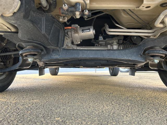 キャリイトラック KCエアコン・パワステ 4WD 3方開 幌付トラック MT エアコン パワーステアリング 運転席エアバッグ 助手席エアバッグ(6枚目)